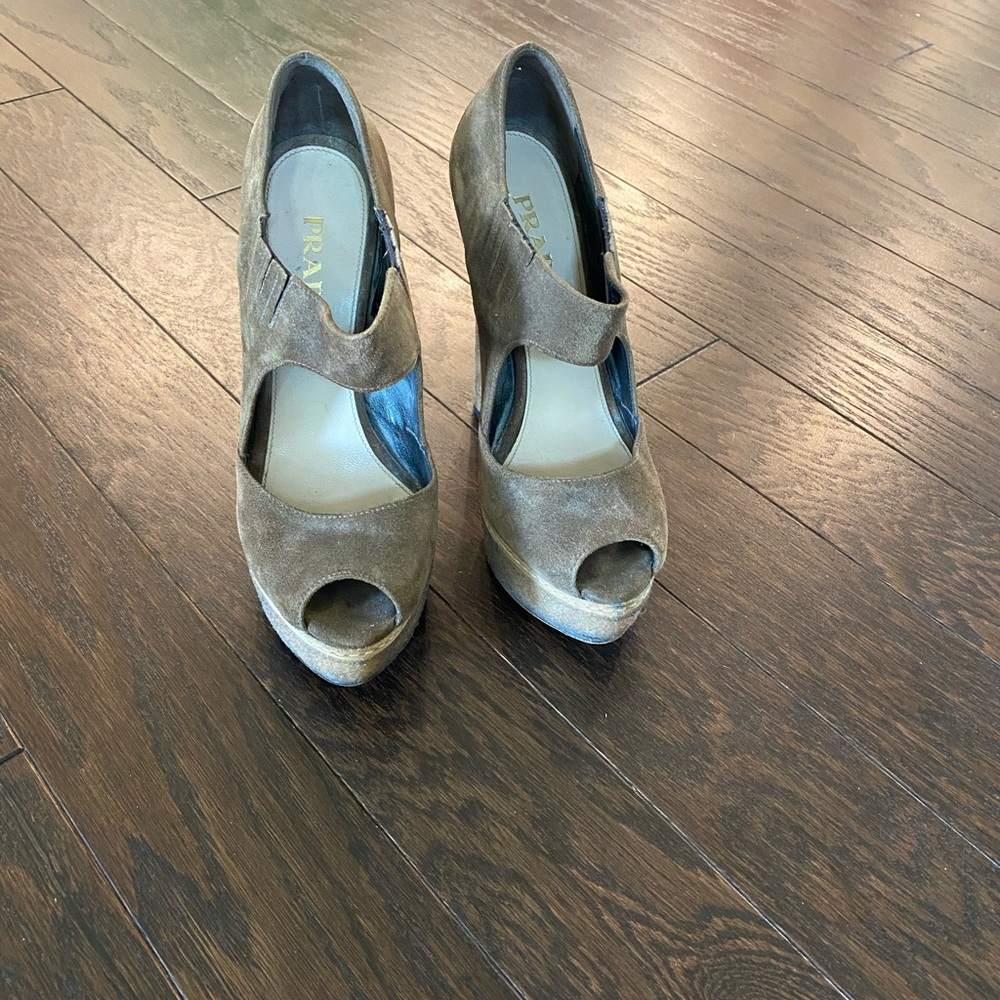 Authentic Prada Suede Platform Heels - Picture 3 of 5